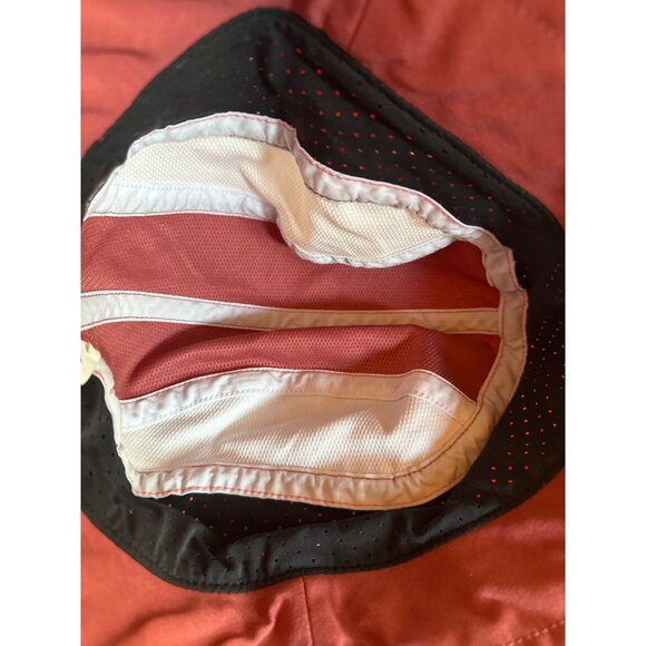 Nike M/L Reversible Bucket Hat Red/Orange Reflective Trim & Adjustable Cord - Picture 4 of 5